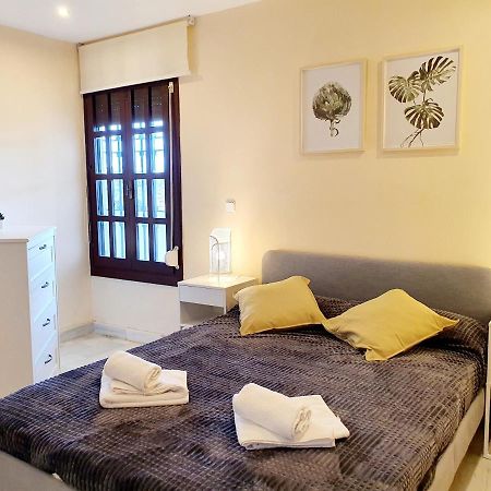 Cozy Apartment On The Beach Sitio de Calahonda ภายนอก รูปภาพ