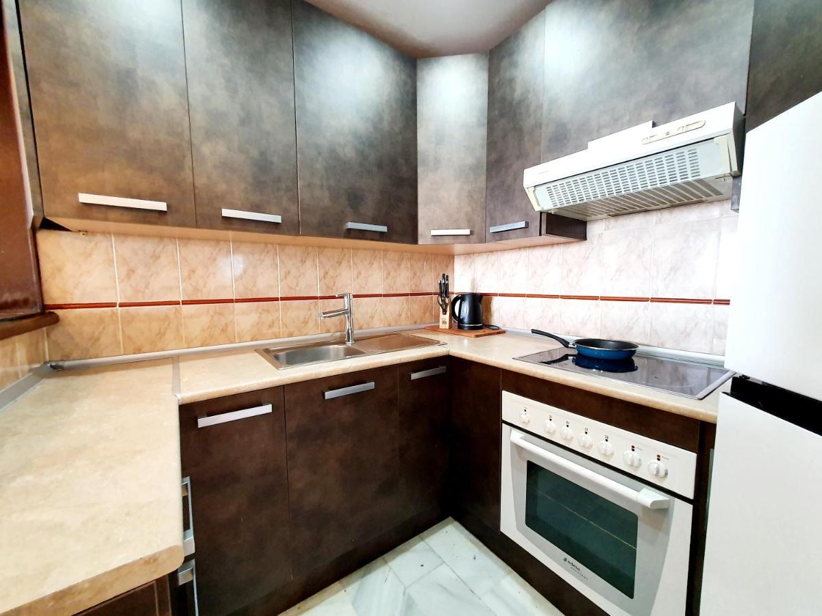 Cozy Apartment On The Beach Sitio de Calahonda ภายนอก รูปภาพ