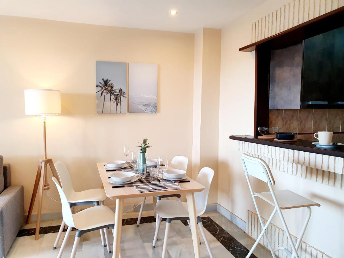 Cozy Apartment On The Beach Sitio de Calahonda ภายนอก รูปภาพ
