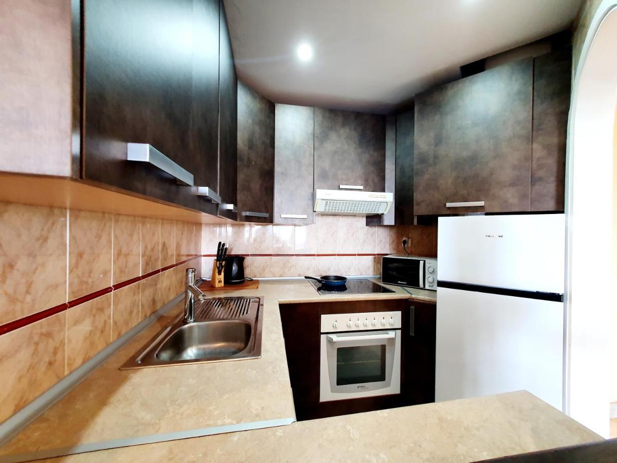 Cozy Apartment On The Beach Sitio de Calahonda ภายนอก รูปภาพ
