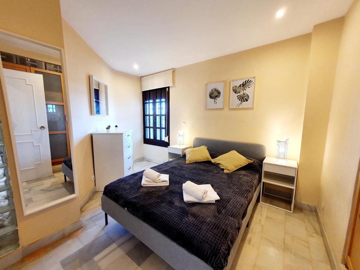 Cozy Apartment On The Beach Sitio de Calahonda ภายนอก รูปภาพ