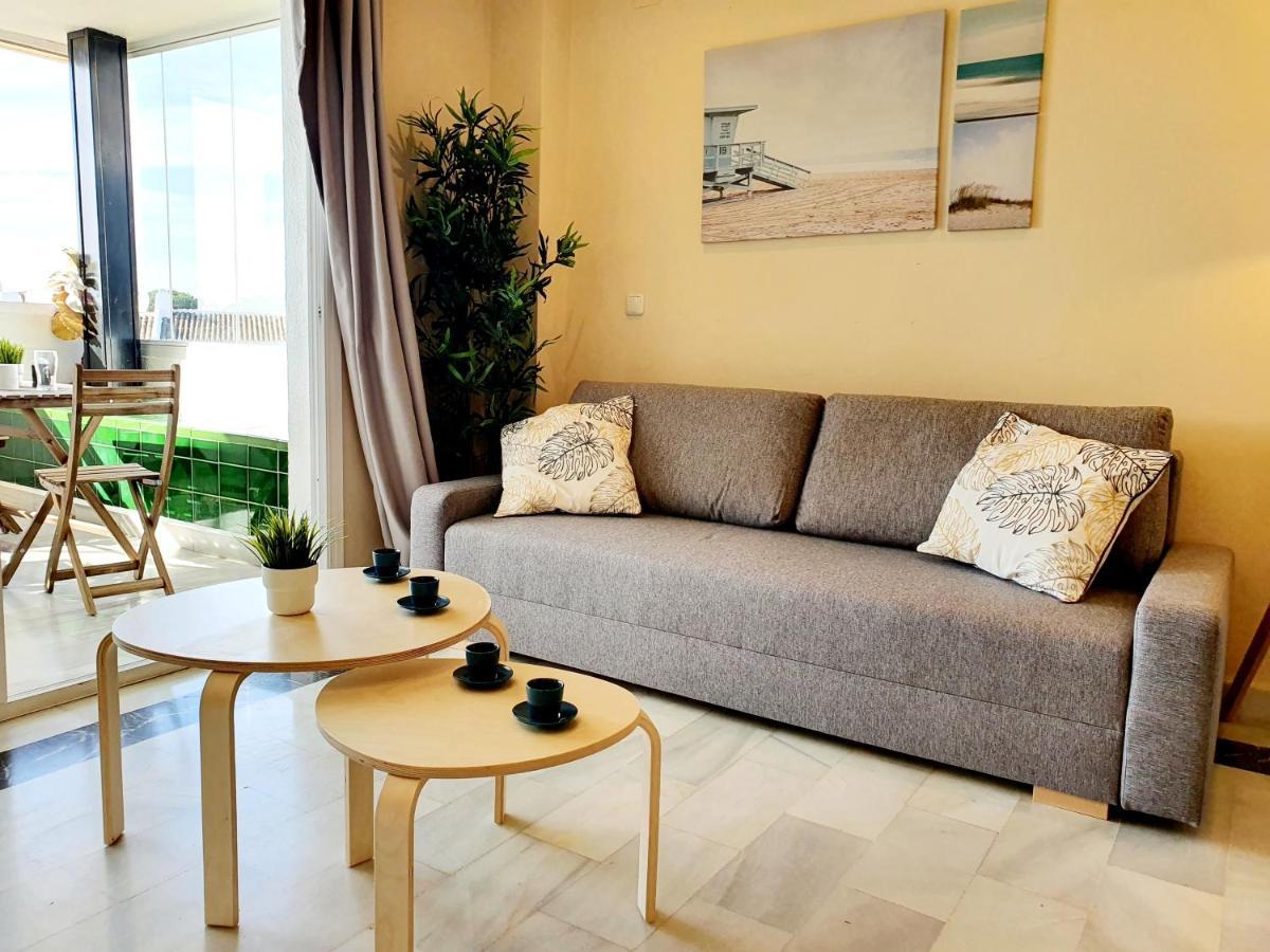 Cozy Apartment On The Beach Sitio de Calahonda ภายนอก รูปภาพ