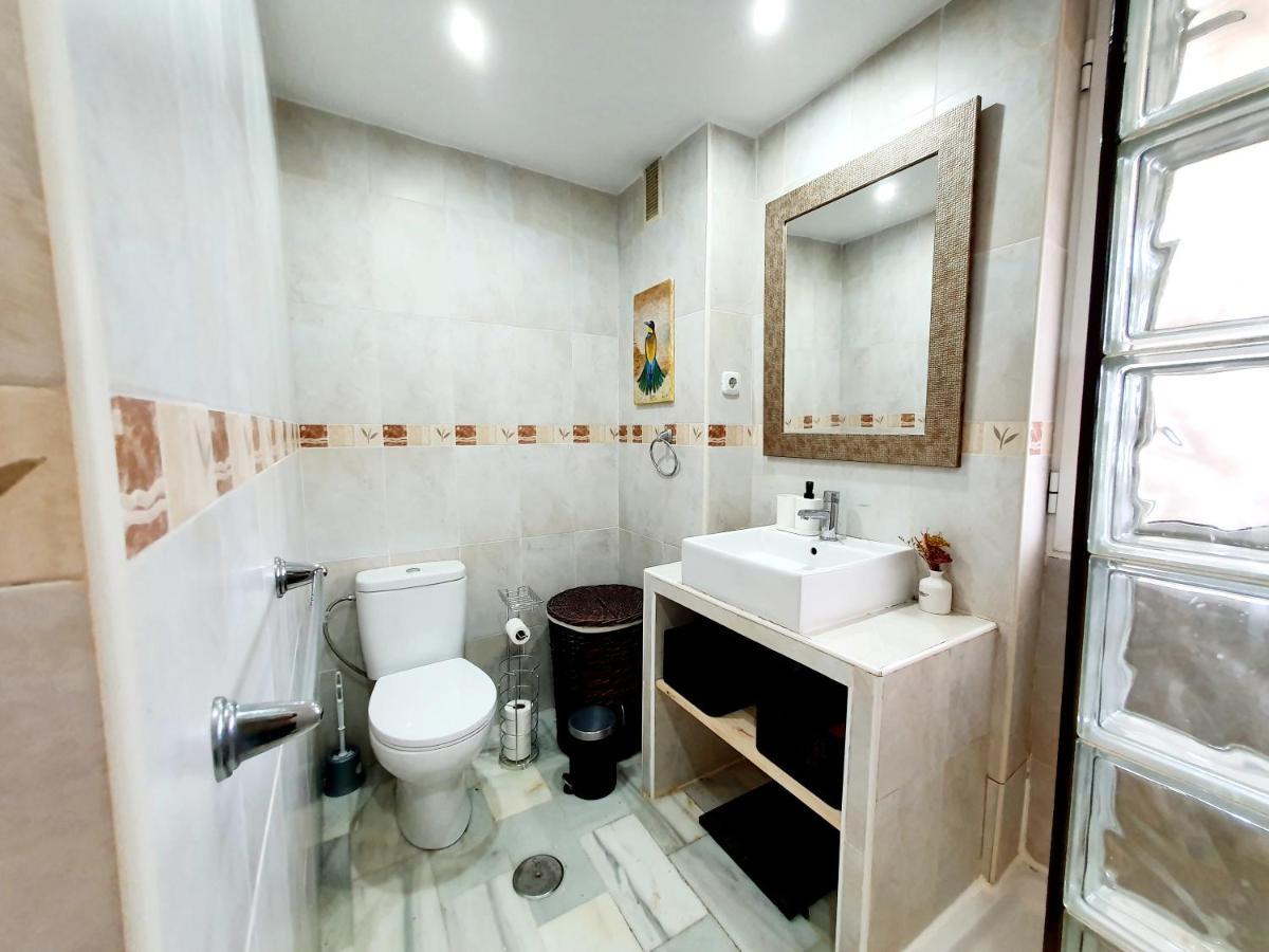 Cozy Apartment On The Beach Sitio de Calahonda ภายนอก รูปภาพ