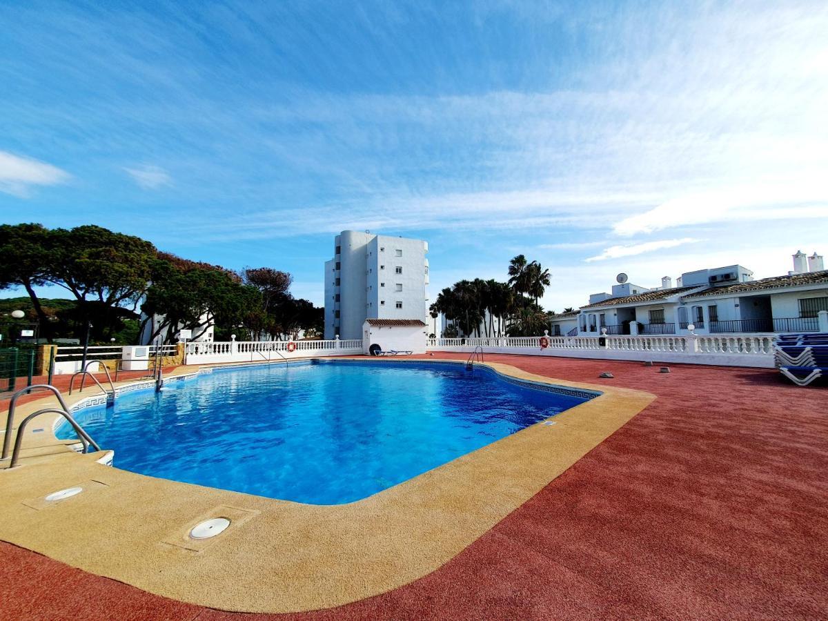 Cozy Apartment On The Beach Sitio de Calahonda ภายนอก รูปภาพ