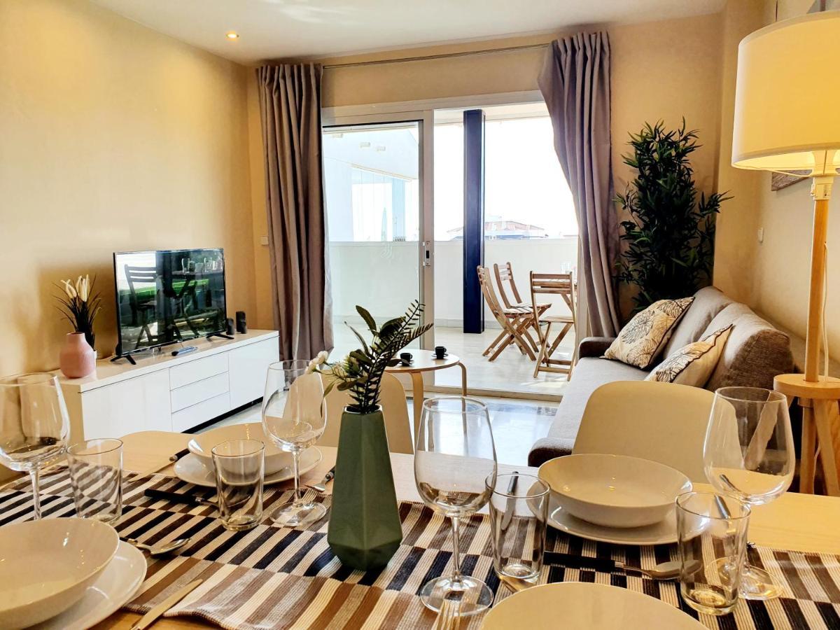 Cozy Apartment On The Beach Sitio de Calahonda ภายนอก รูปภาพ