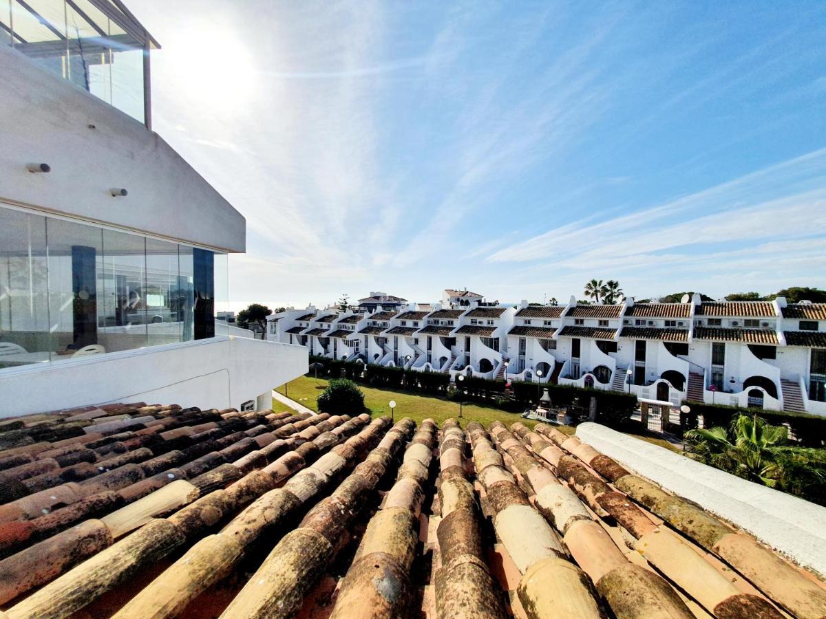 Cozy Apartment On The Beach Sitio de Calahonda ภายนอก รูปภาพ