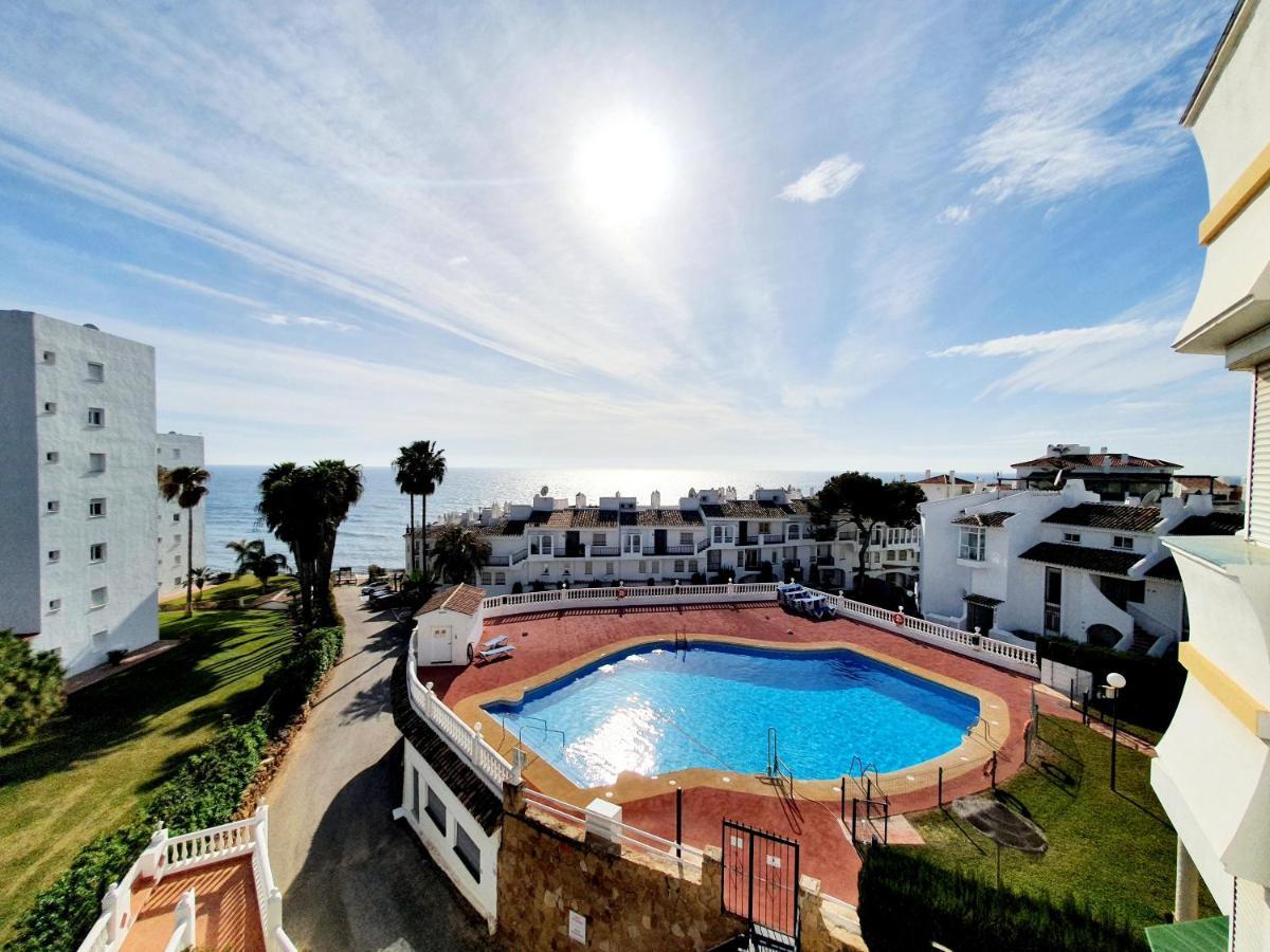 Cozy Apartment On The Beach Sitio de Calahonda ภายนอก รูปภาพ
