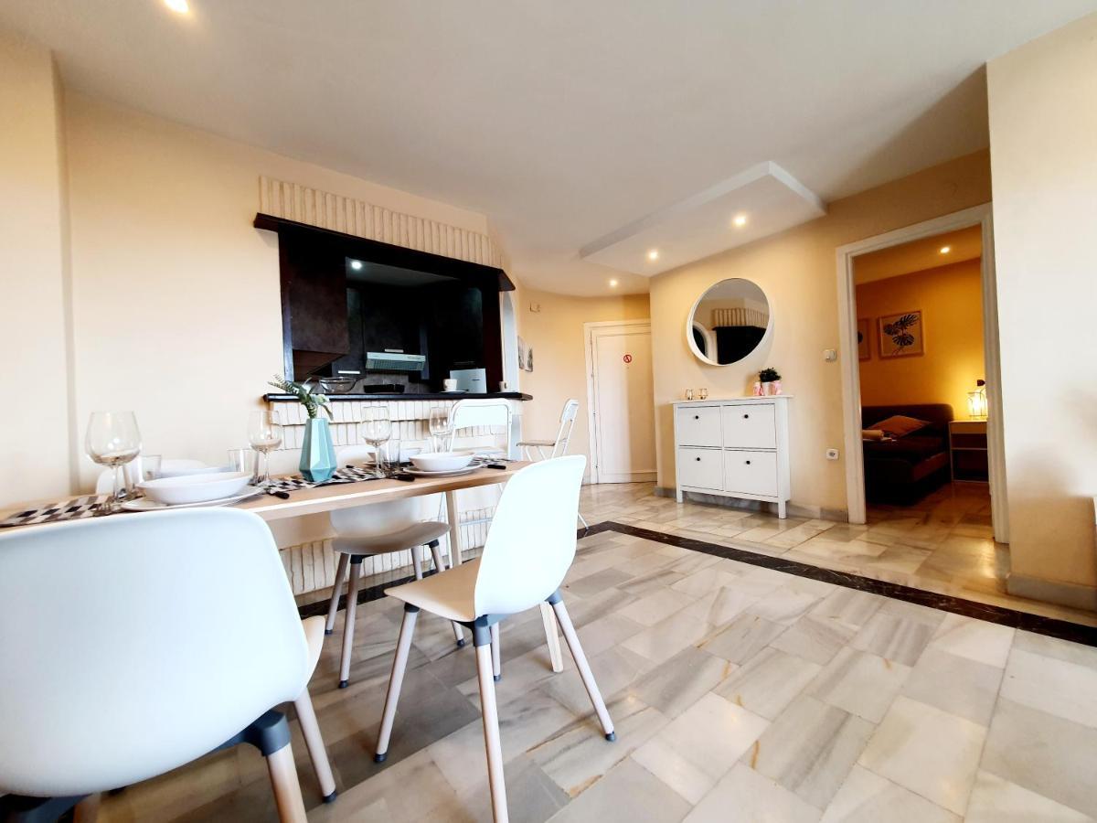 Cozy Apartment On The Beach Sitio de Calahonda ภายนอก รูปภาพ
