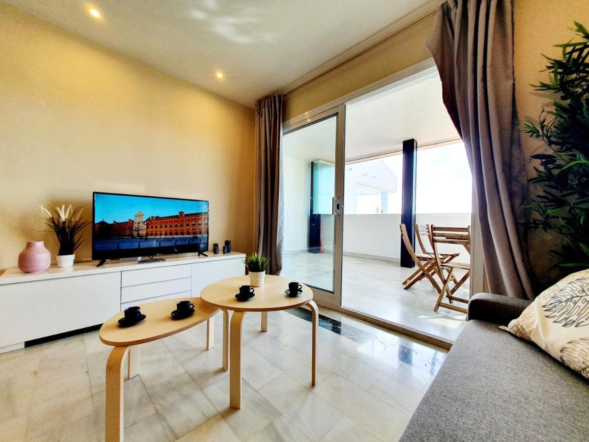 Cozy Apartment On The Beach Sitio de Calahonda ภายนอก รูปภาพ