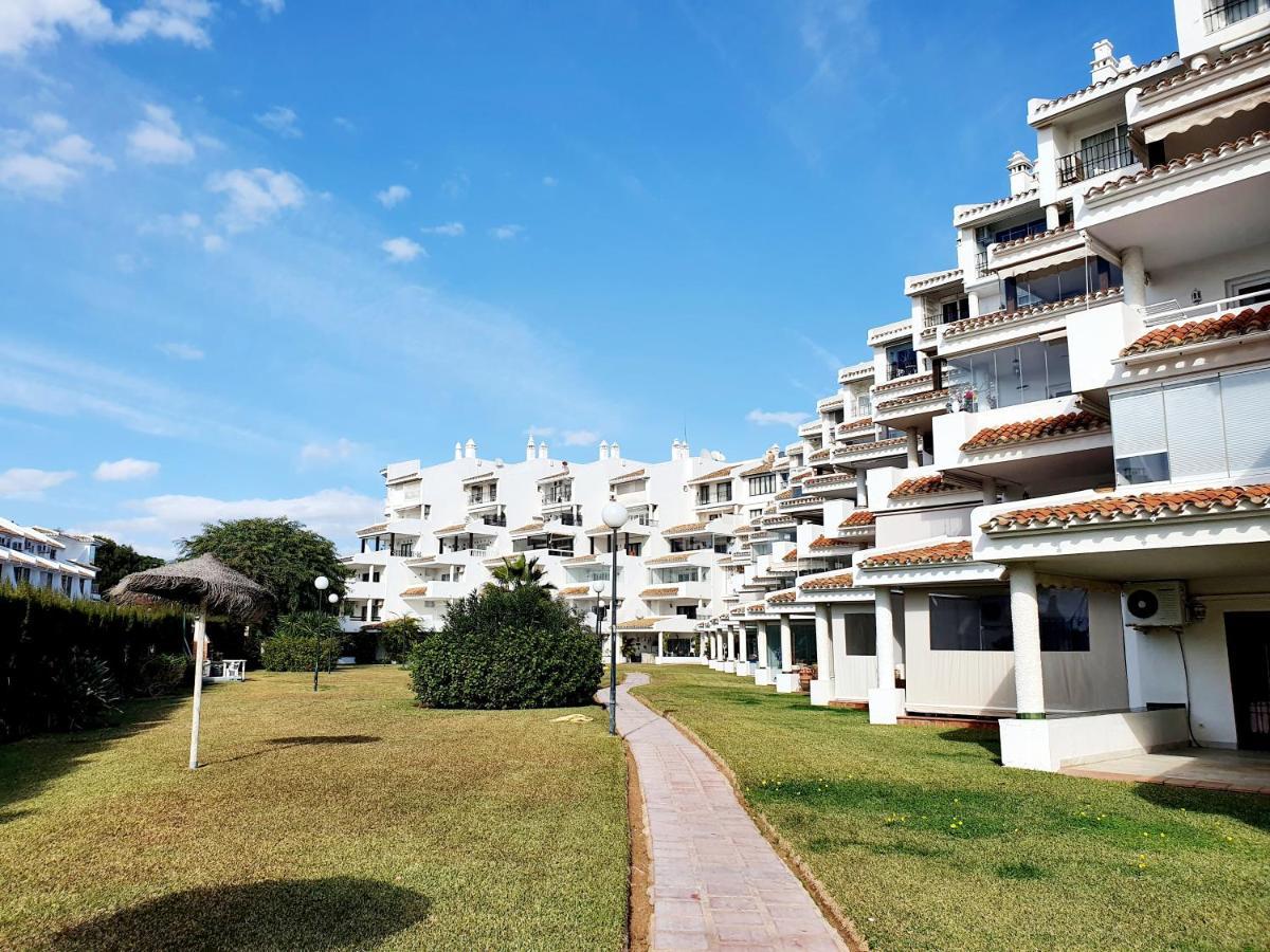 Cozy Apartment On The Beach Sitio de Calahonda ภายนอก รูปภาพ